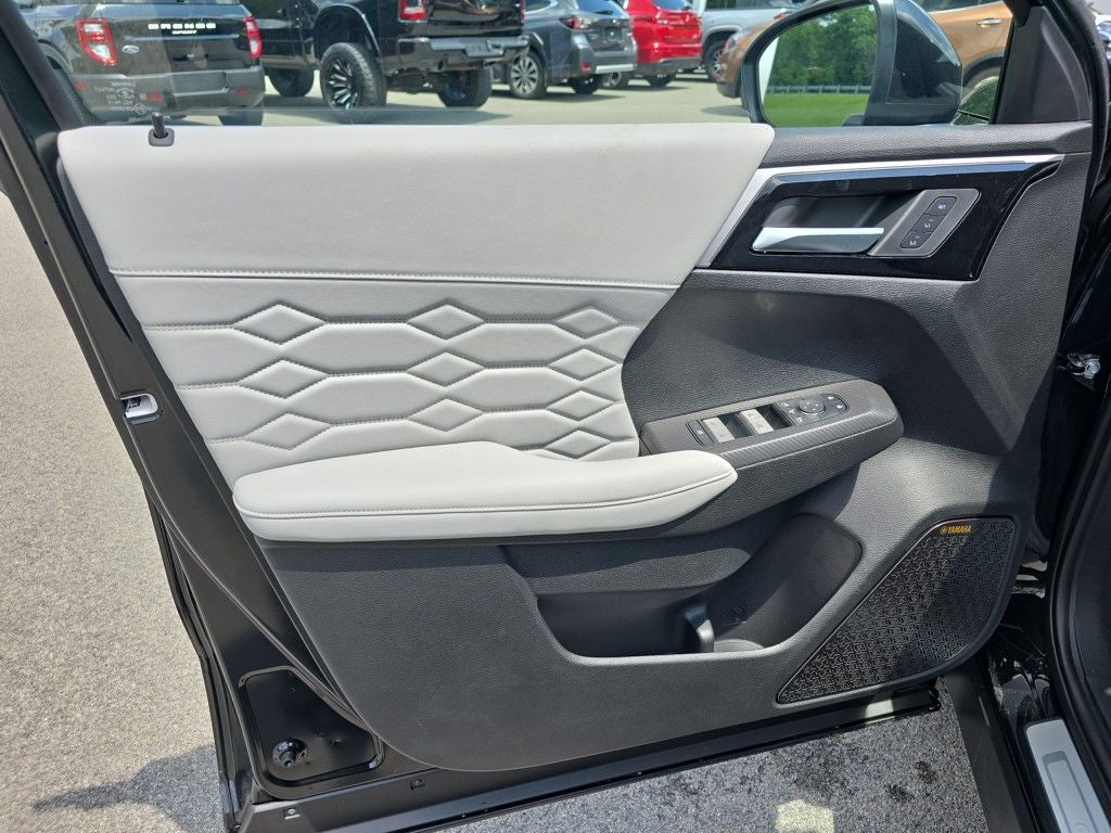 2025 Mitsubishi Outlander SEL