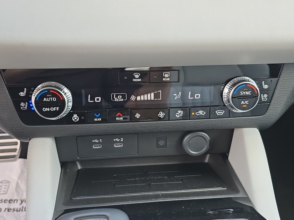 2025 Mitsubishi Outlander SEL