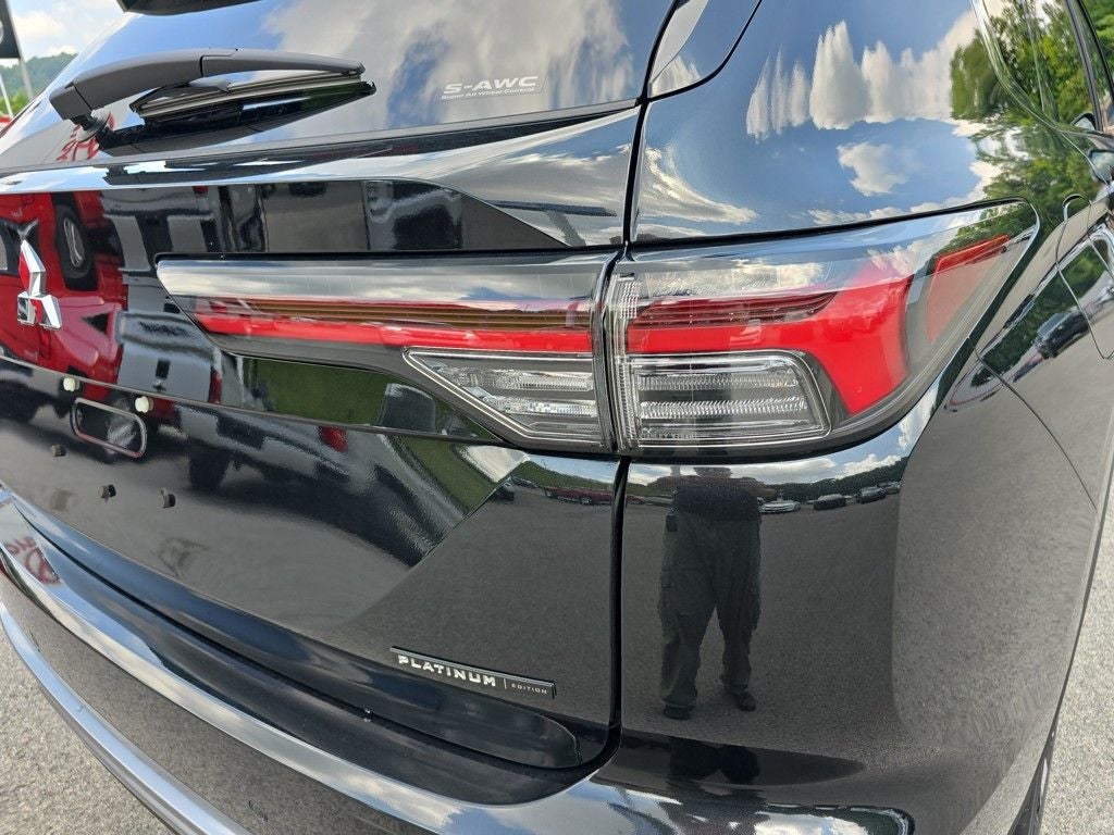 2025 Mitsubishi Outlander SEL