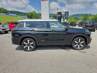 2025 Mitsubishi Outlander SEL