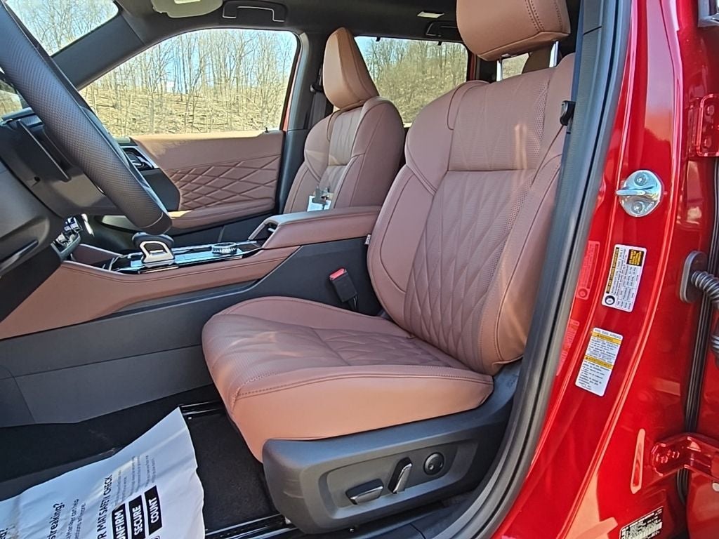 2025 Mitsubishi Outlander SEL