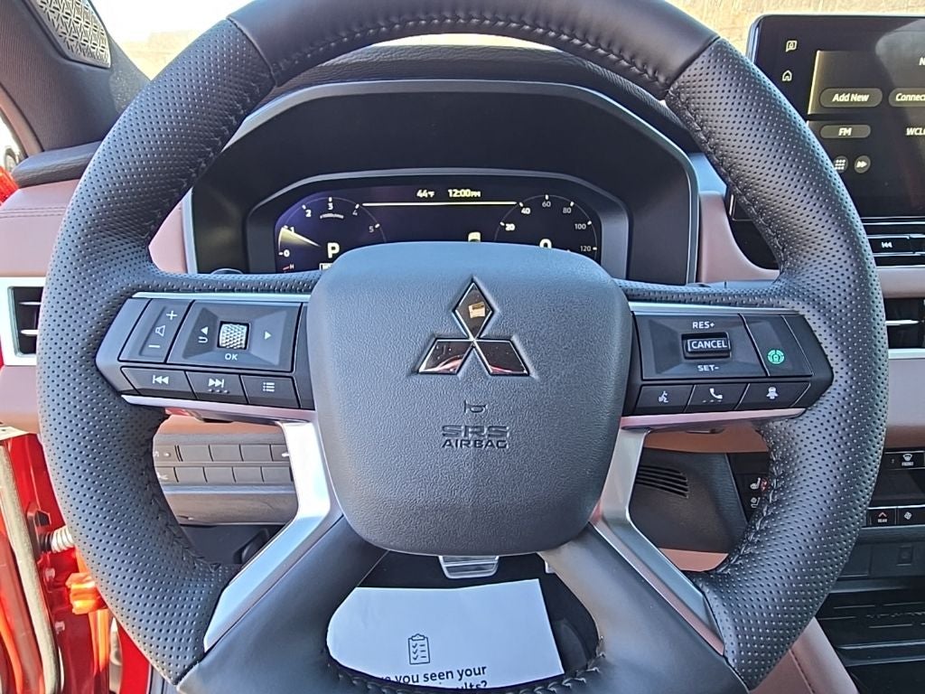 2025 Mitsubishi Outlander SEL