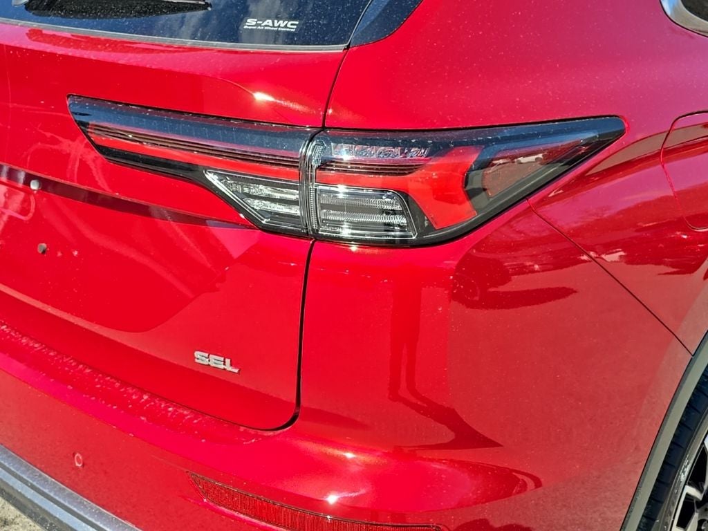 2025 Mitsubishi Outlander SEL