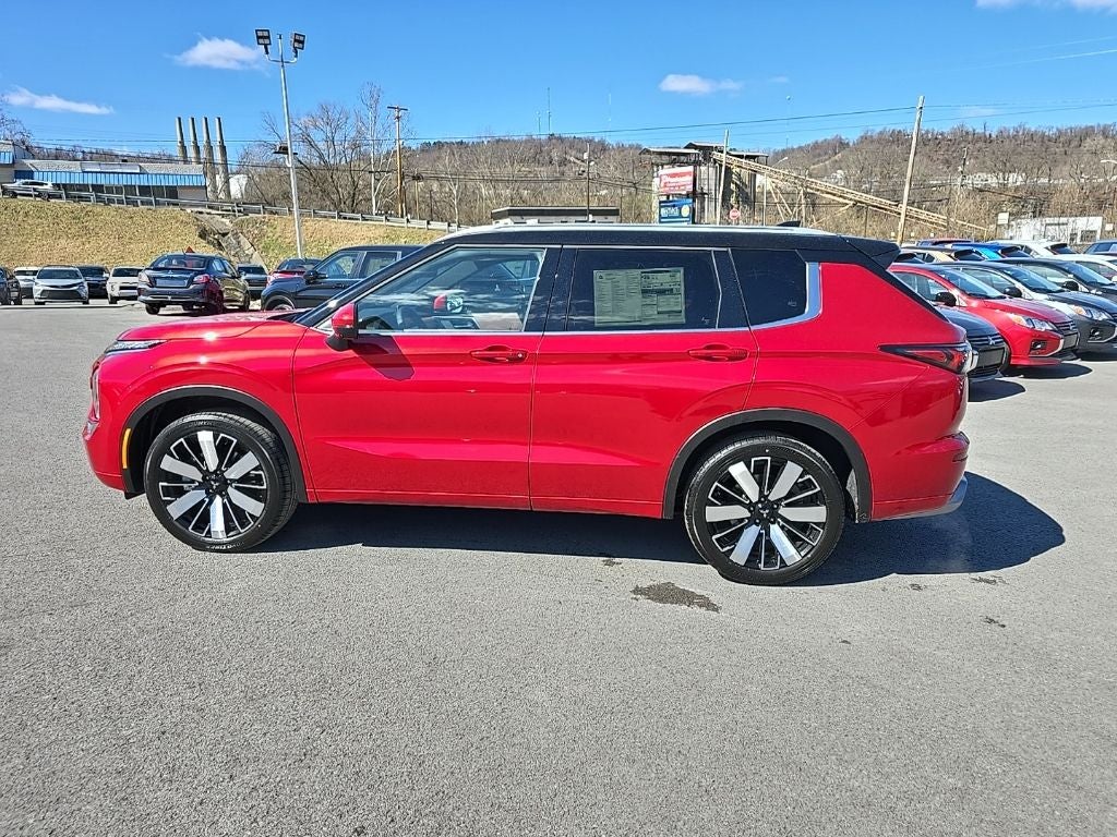 2025 Mitsubishi Outlander SEL