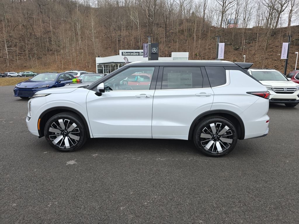 2026 Mitsubishi Outlander SEL