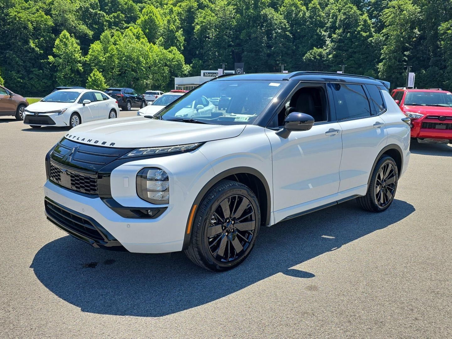 2026 Mitsubishi Outlander Black Edition