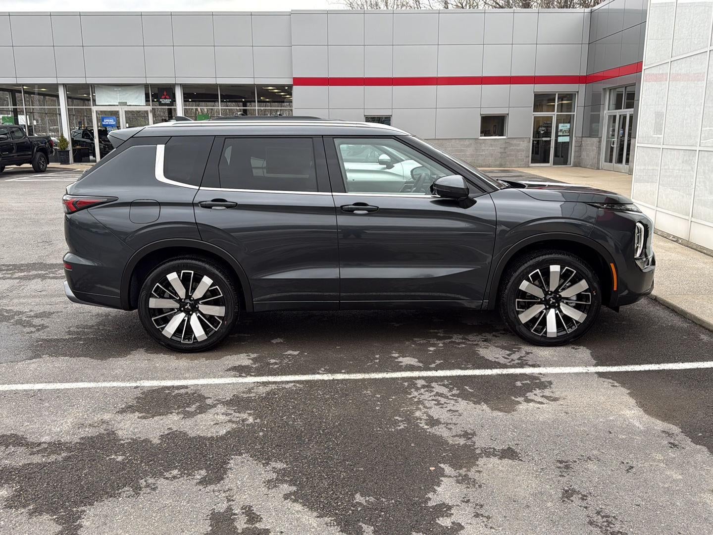 2026 Mitsubishi Outlander SEL