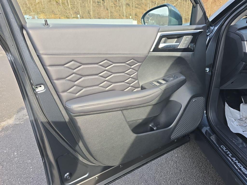 2026 Mitsubishi Outlander SEL