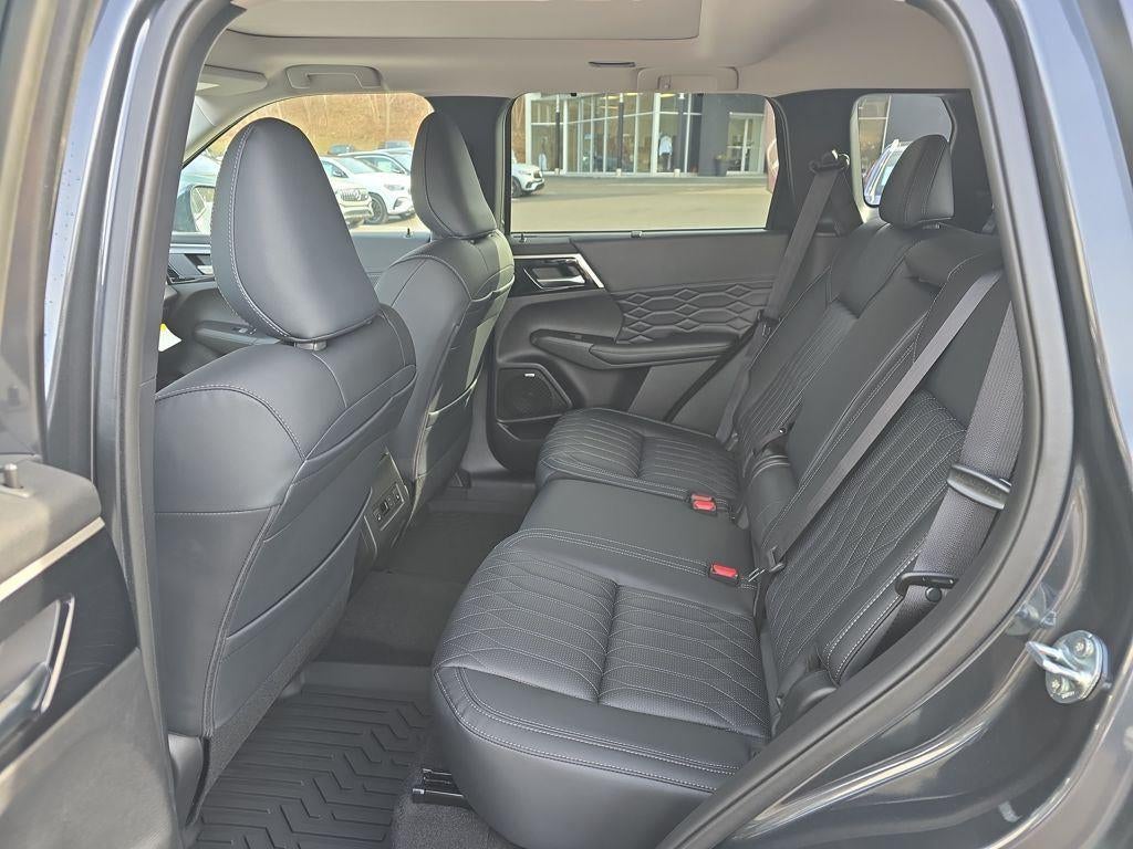 2026 Mitsubishi Outlander SEL