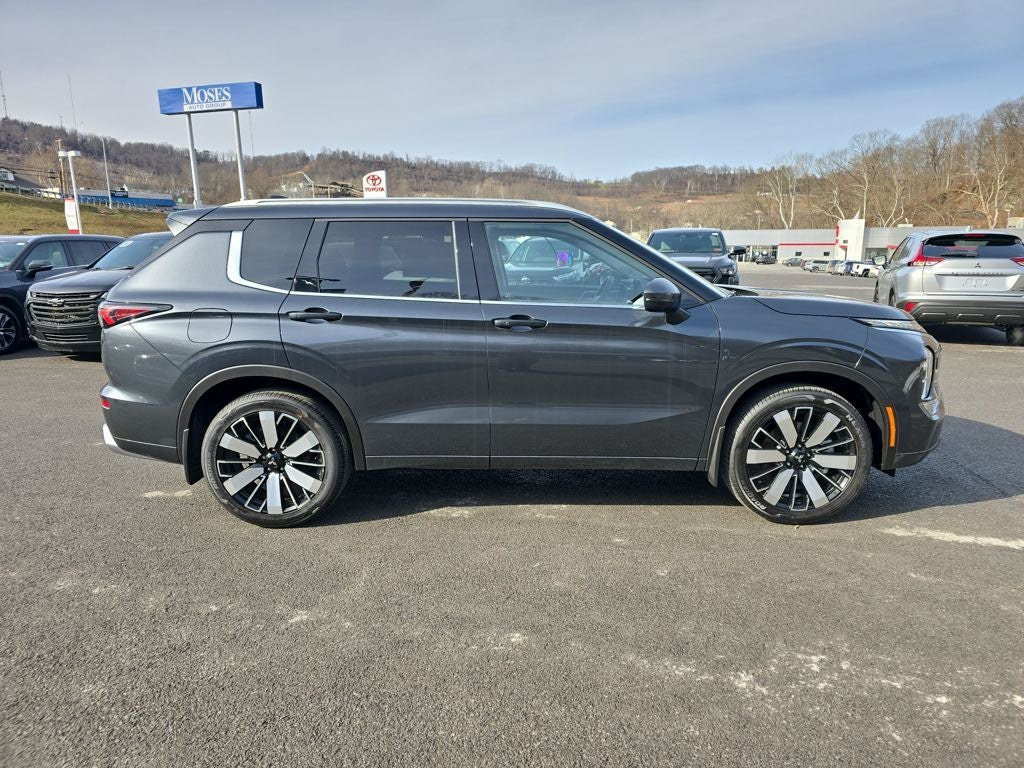 2026 Mitsubishi Outlander SEL