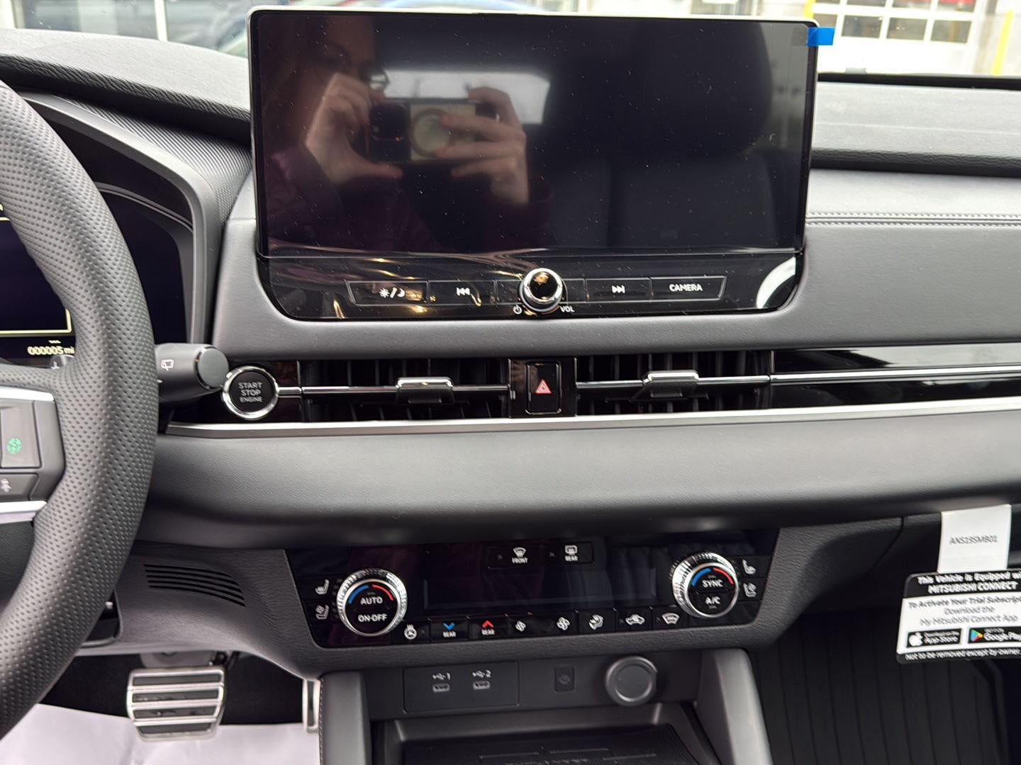 2026 Mitsubishi Outlander SEL