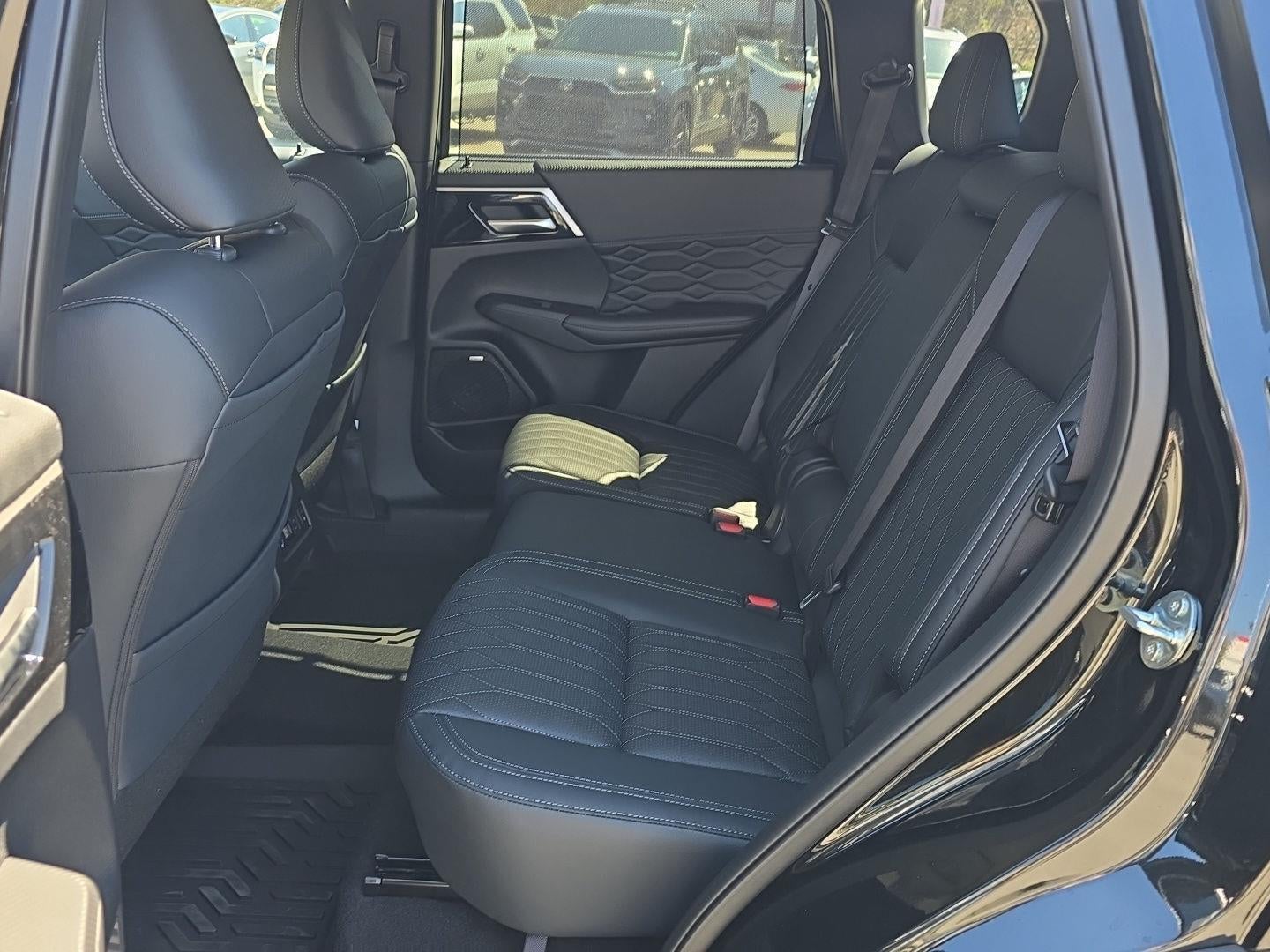 2026 Mitsubishi Outlander SEL