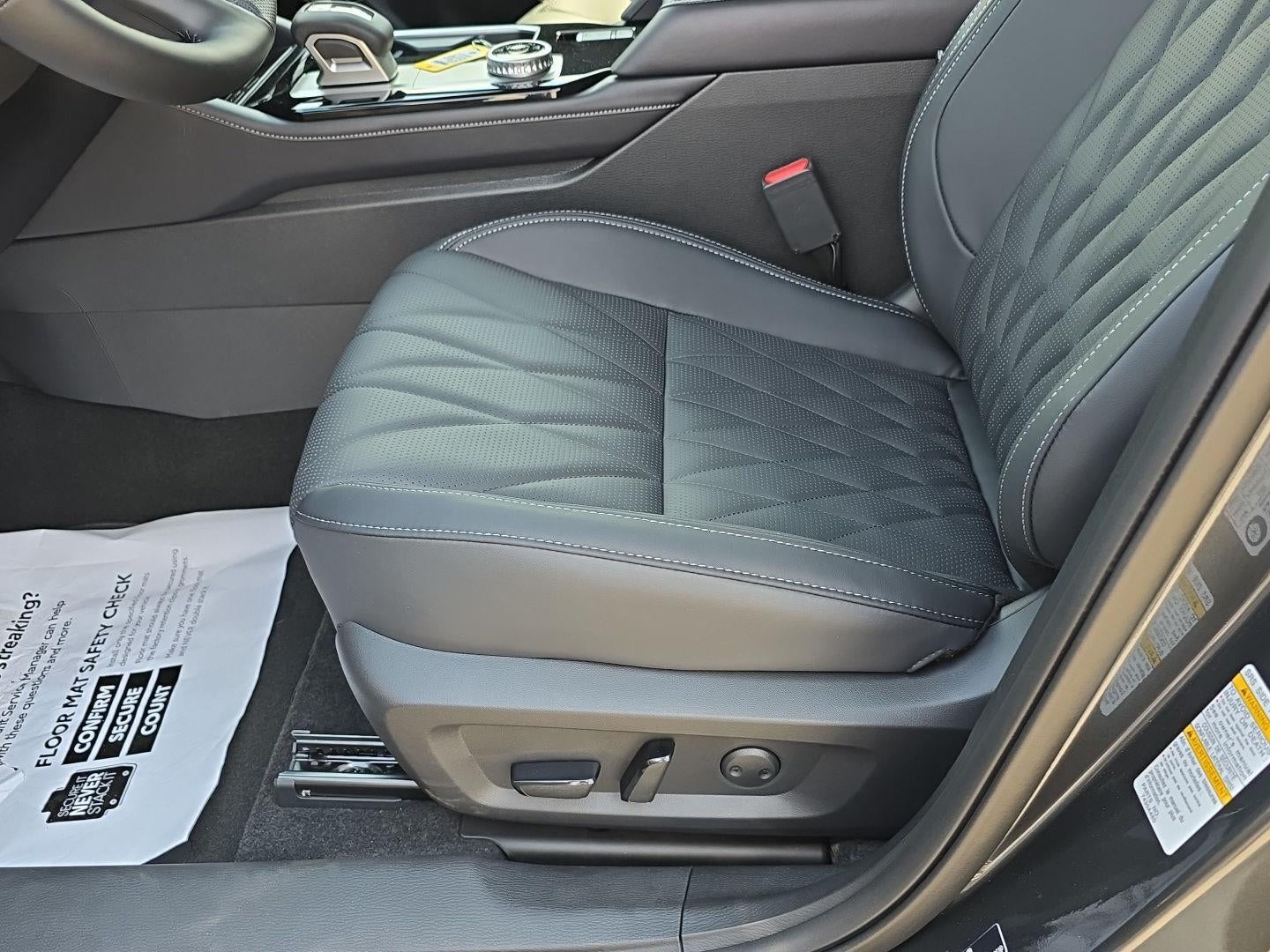 2026 Mitsubishi Outlander Black Edition