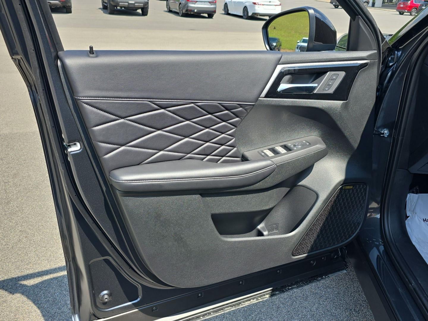 2026 Mitsubishi Outlander Black Edition