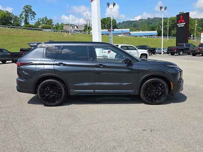2026 Mitsubishi Outlander Black Edition