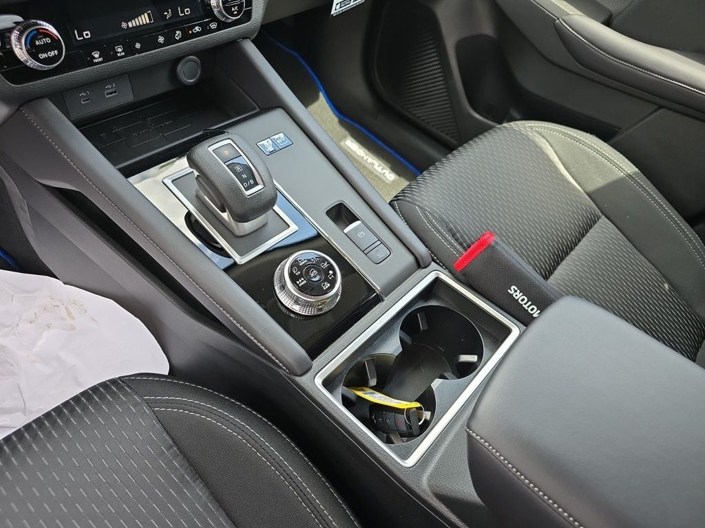 2025 Mitsubishi Outlander PHEV ES