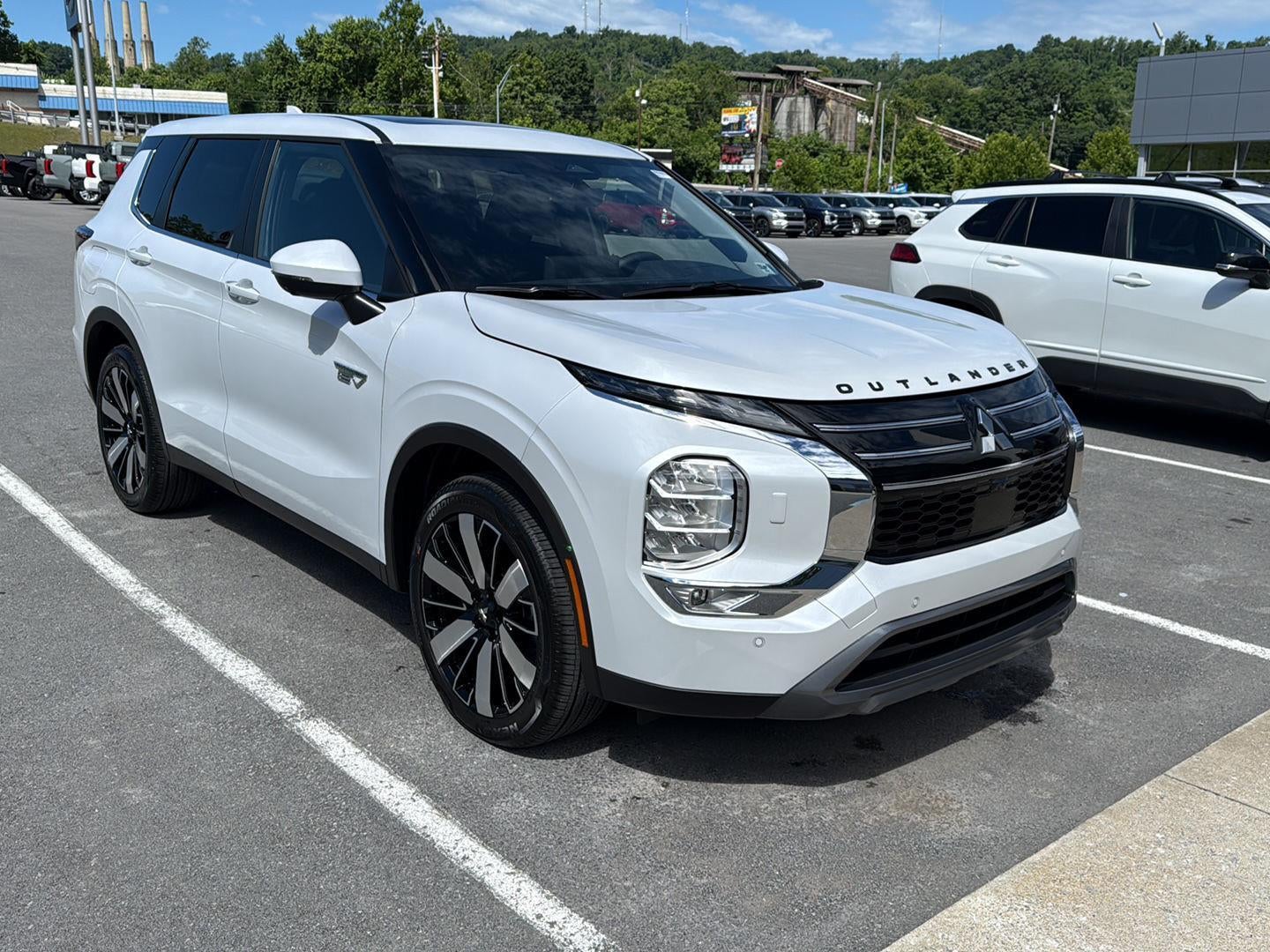 2026 Mitsubishi OUTLANDER PLUG-IN HYBRID SE S-AWC