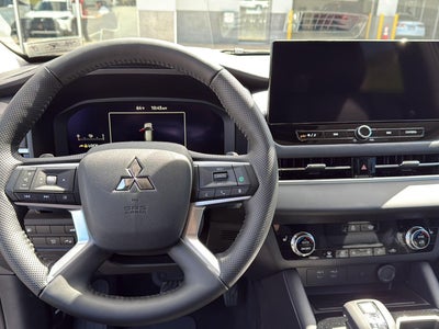 2026 Mitsubishi OUTLANDER PLUG-IN HYBRID SE S-AWC