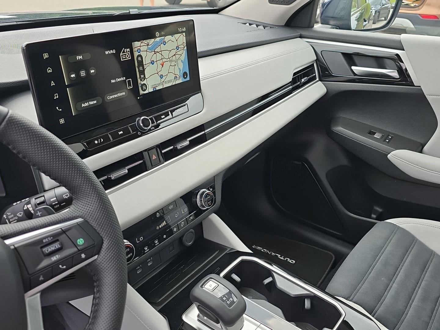 2026 Mitsubishi Outlander Plug-In Hybrid SE