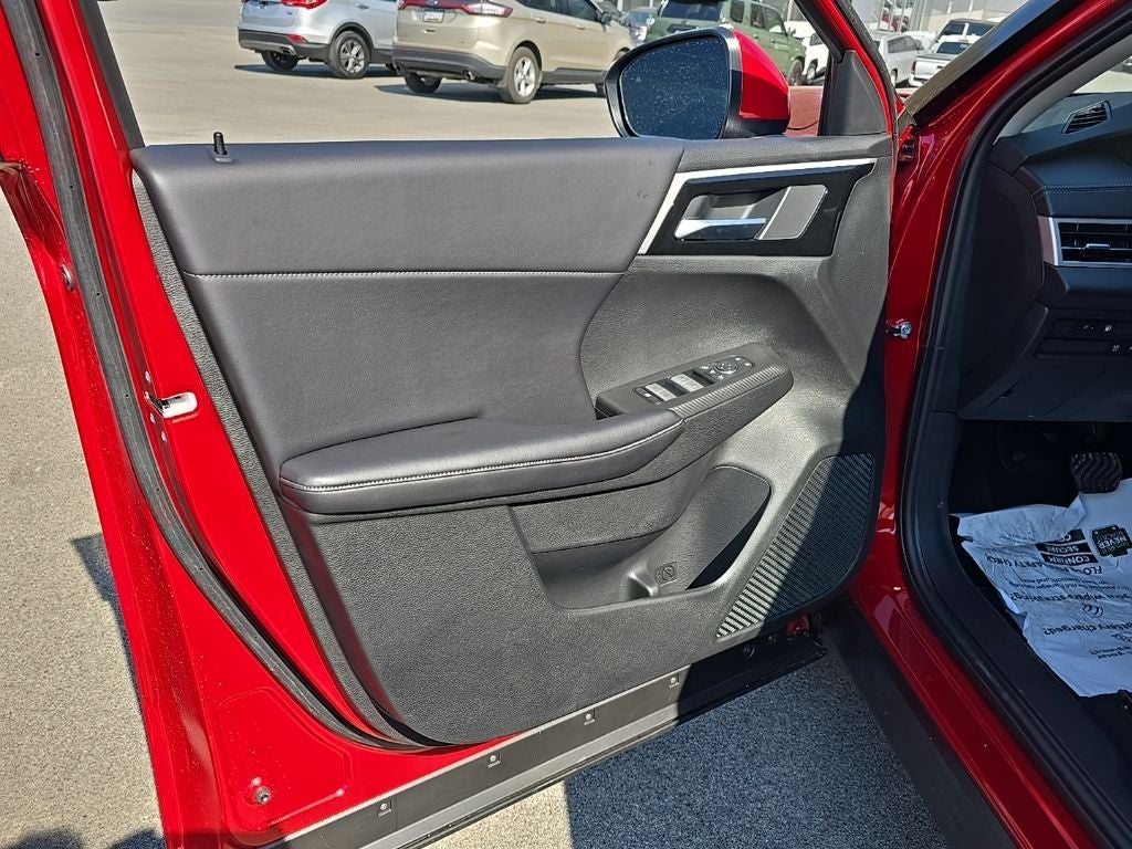 2025 Mitsubishi Outlander PHEV SE