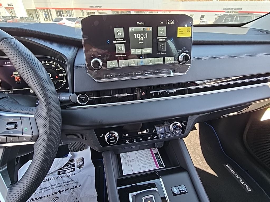 2025 Mitsubishi Outlander PHEV SE