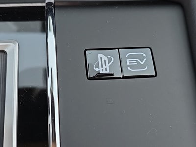 2025 Mitsubishi Outlander PHEV SE