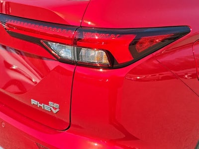 2025 Mitsubishi Outlander PHEV SE