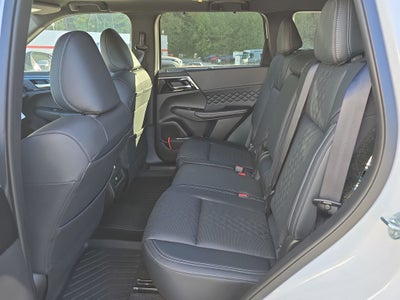 2025 Mitsubishi Outlander PHEV SEL Black Edition