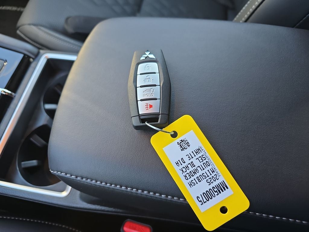 2025 Mitsubishi Outlander PHEV SEL Black Edition