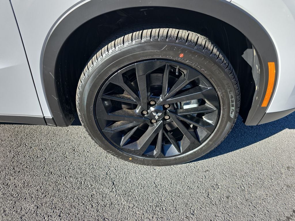 2025 Mitsubishi Outlander PHEV SEL Black Edition