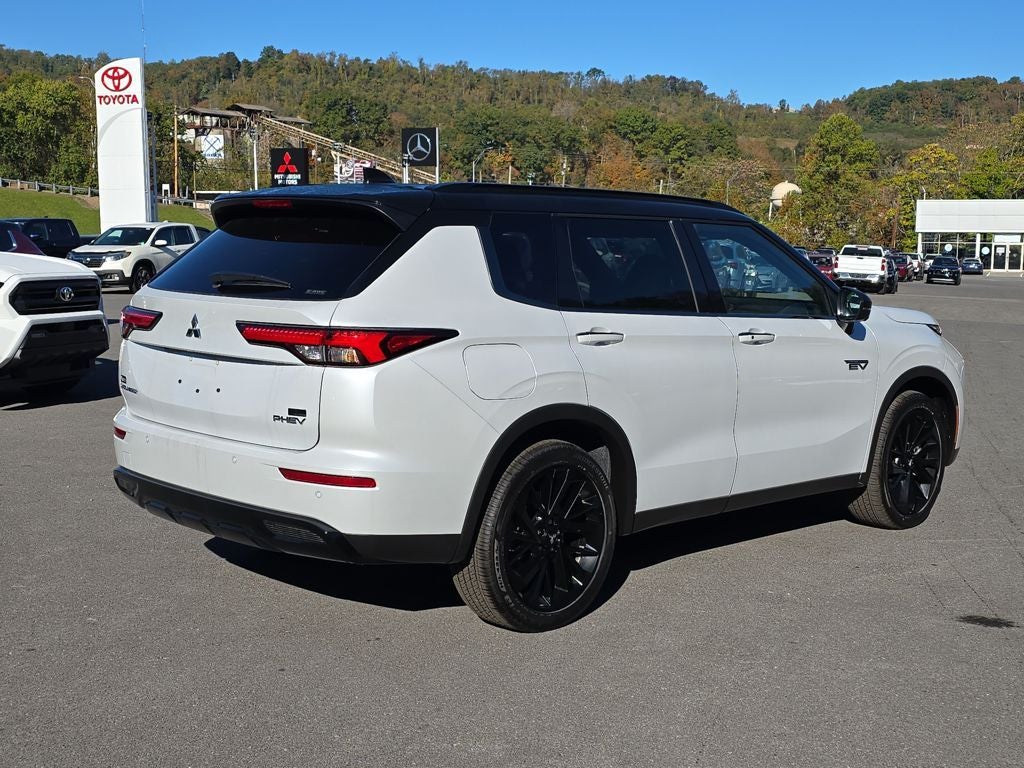 2025 Mitsubishi Outlander PHEV SEL Black Edition