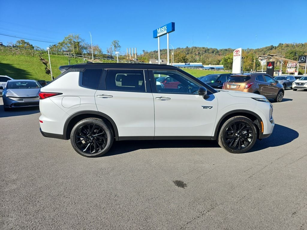 2025 Mitsubishi Outlander PHEV SEL Black Edition