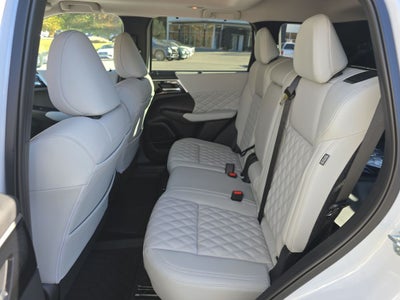 2025 Mitsubishi Outlander PHEV SEL