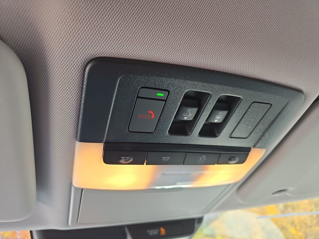 2025 Mitsubishi Outlander PHEV SEL