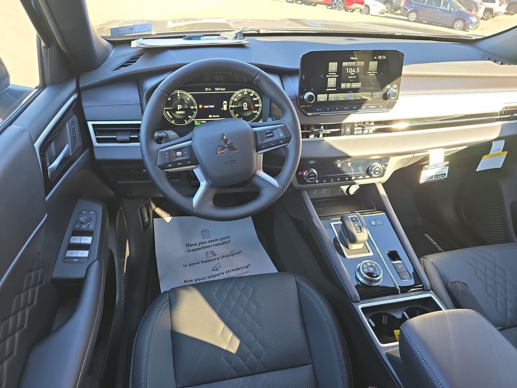 2025 Mitsubishi Outlander PHEV SEL Black Edition