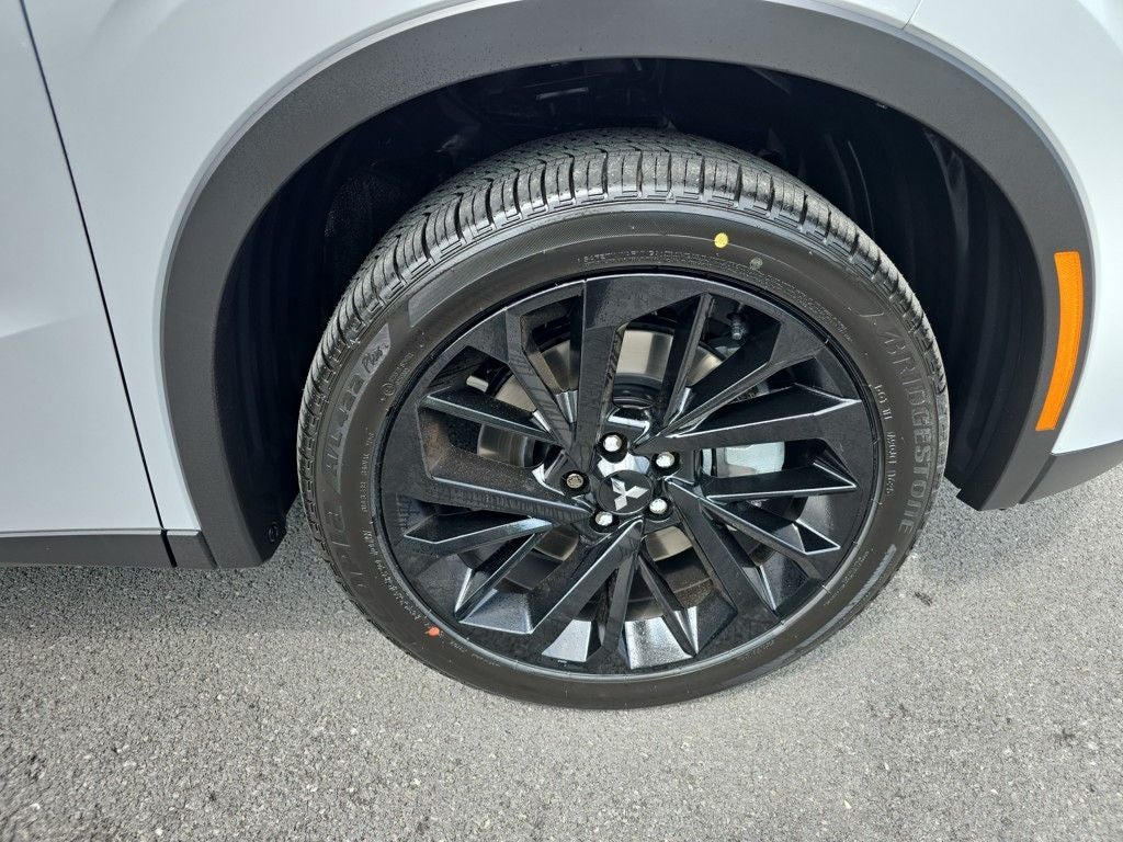 2025 Mitsubishi Outlander PHEV SEL Black Edition