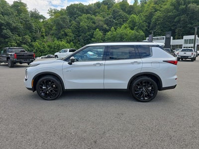 2025 Mitsubishi Outlander PHEV SEL Black Edition