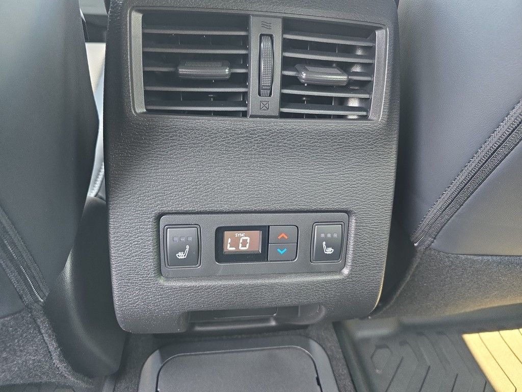 2025 Mitsubishi Outlander PHEV SEL Black Edition