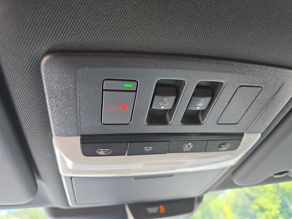 2025 Mitsubishi Outlander PHEV SEL Black Edition