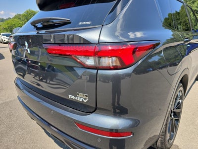 2025 Mitsubishi Outlander PHEV SEL Black Edition