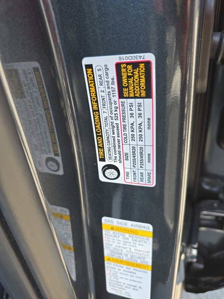 2025 Mitsubishi Outlander PHEV SEL Black Edition