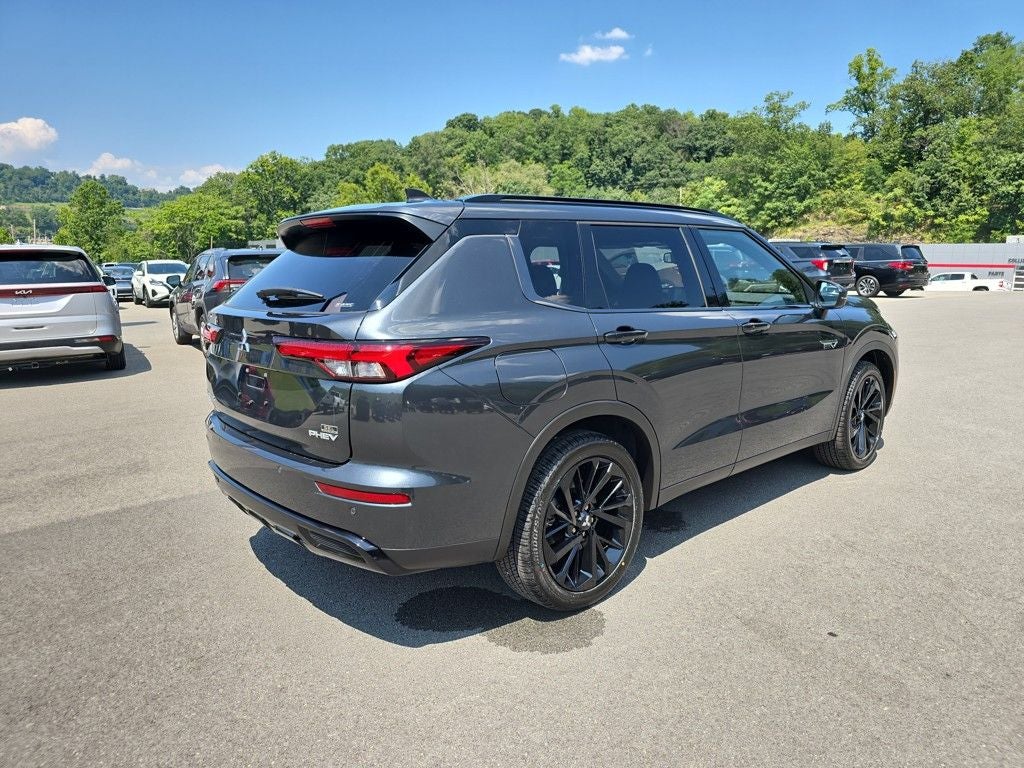 2025 Mitsubishi Outlander PHEV SEL Black Edition