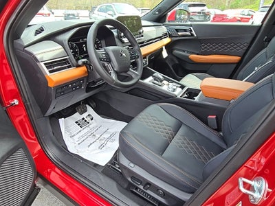 2025 Mitsubishi Outlander PHEV SEL