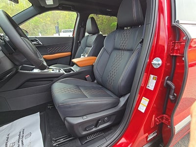 2025 Mitsubishi Outlander PHEV SEL