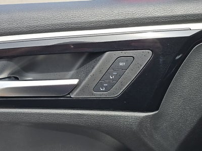 2025 Mitsubishi Outlander PHEV SEL