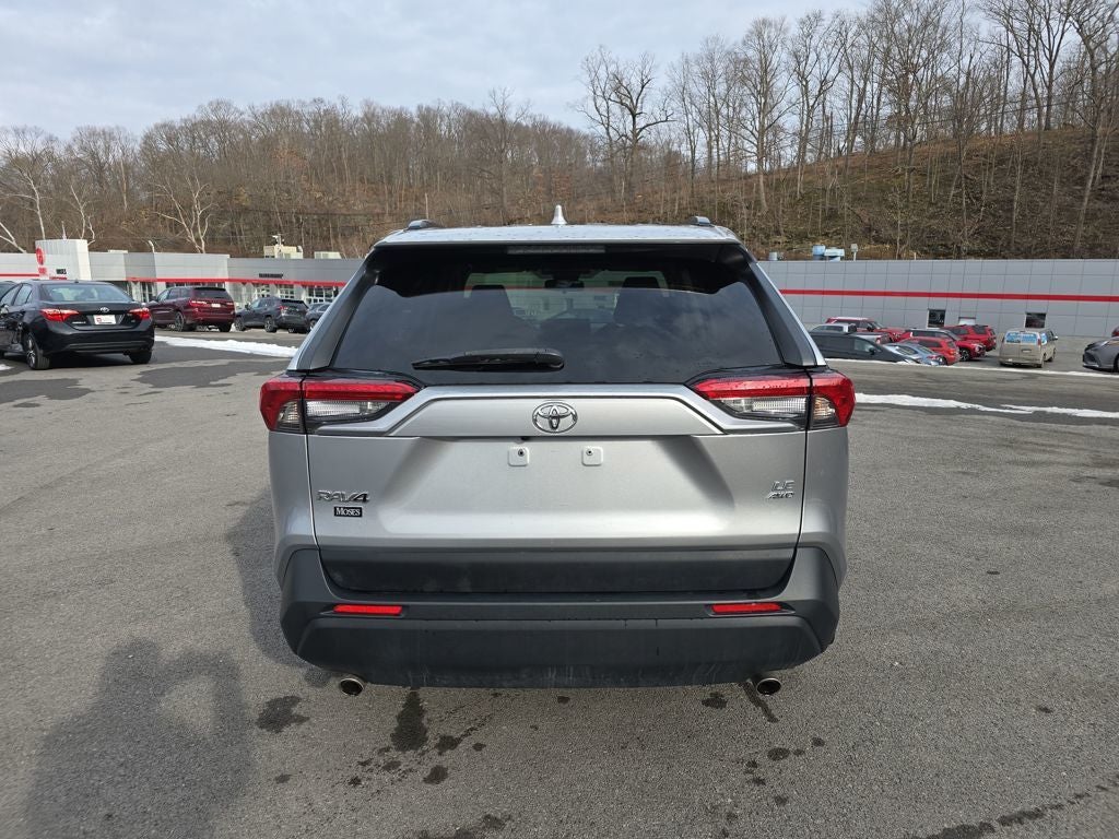 2019 Toyota RAV4 LE