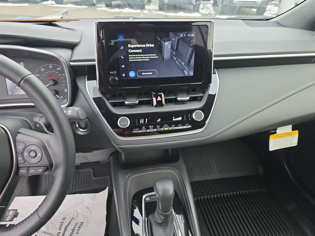 2025 Toyota Corolla Hatchback SE