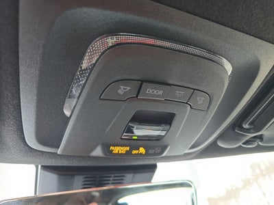 2025 Toyota Corolla Hatchback SE