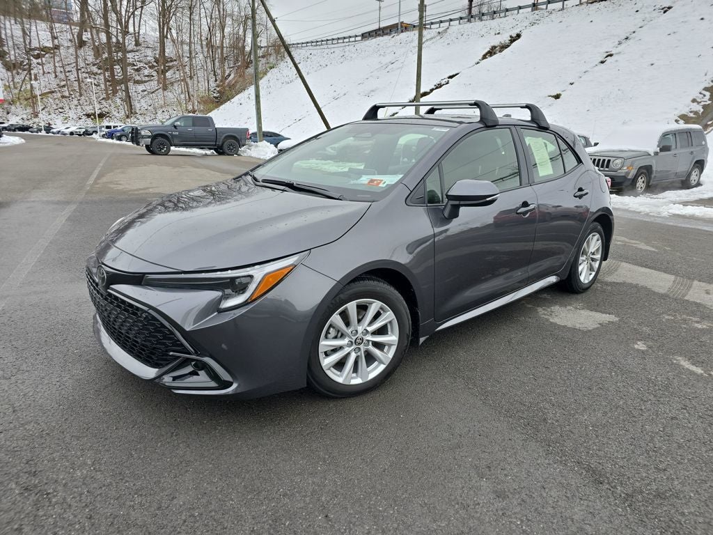 2025 Toyota Corolla Hatchback SE
