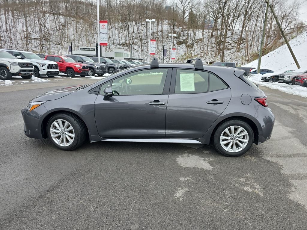 2025 Toyota Corolla Hatchback SE
